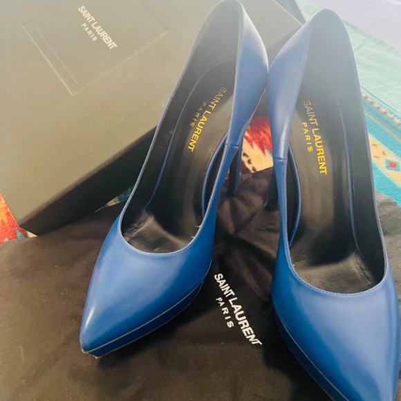 YSL Stiletto - Picture 4 of 4